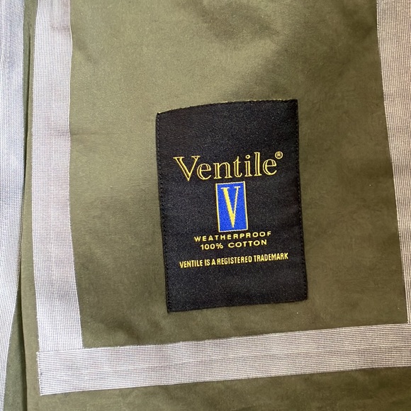 Nike - Picture 11 of 16